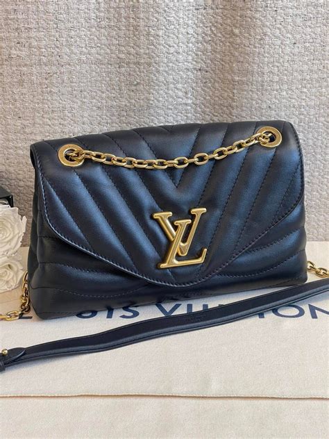 m58552 lv new wave chain bag|New Wave Chain Bag GM .